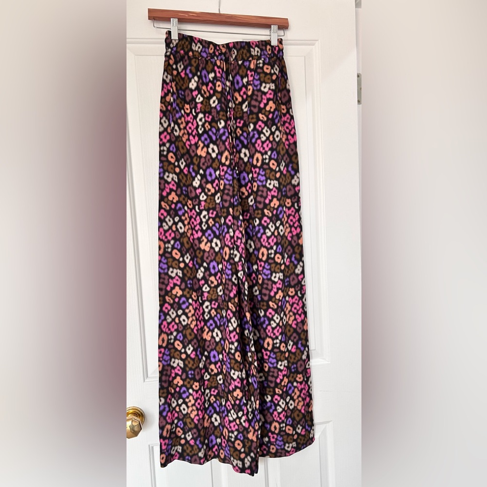 Eesentiel Antwerp Extrovert Wide-Leg Pants